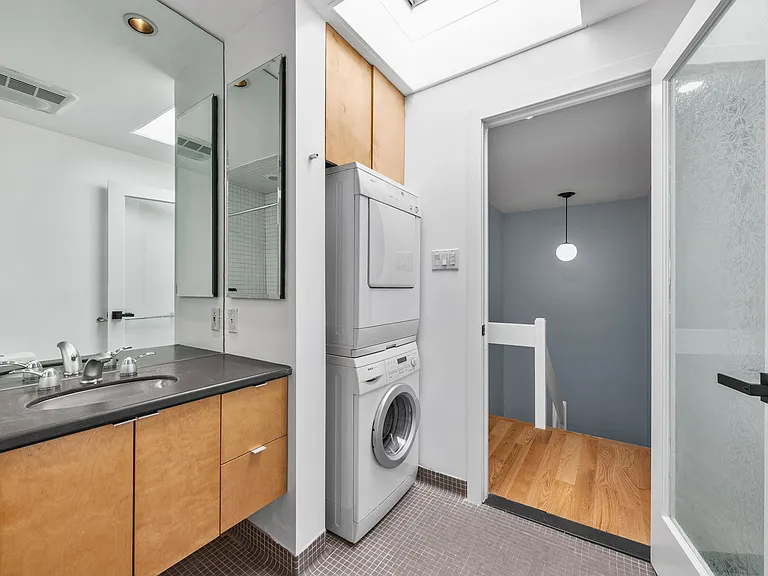 1130 Lombard St — Photo 28