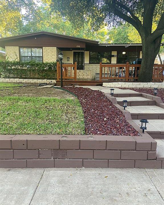 1st image of 1910 Elmwood Blvd