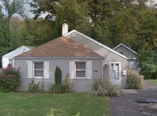 918 Elmhurst Ave, Bristol, PA