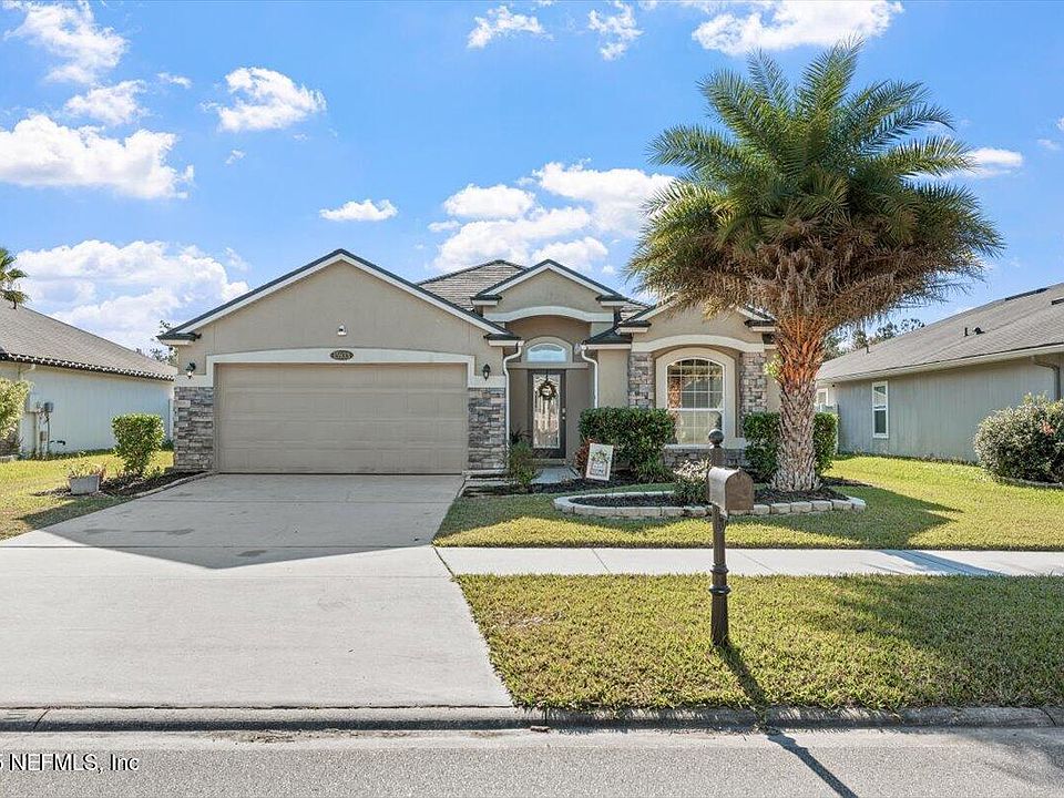 1st image of 15933 BAINEBRIDGE Drive
