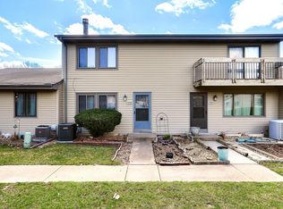 4353 Arden View Ct, Arden Hills, MN 55112