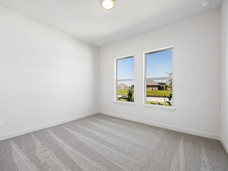 308 Legacy Point Dr — Photo 7