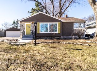 1440 Rambler Rd, Roseville, MN 55113