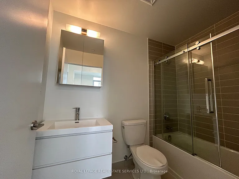 8119 Birchmount Rd #1402 — Photo 16