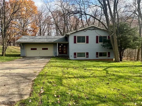 1121 Archer Rd, Bedford, OH 44146