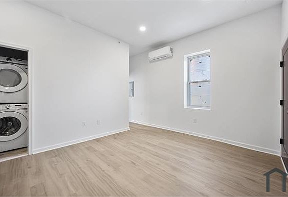 4th image of 1500 W Tioga St #2-5