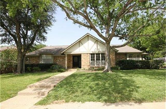 1st image of 3934 Amy Ave
