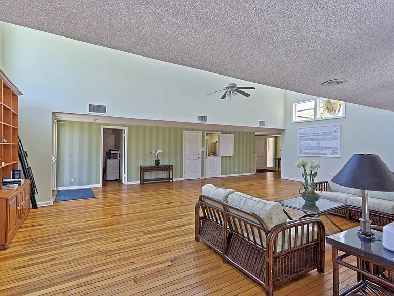 11354 Briarwood Pl — Photo 46