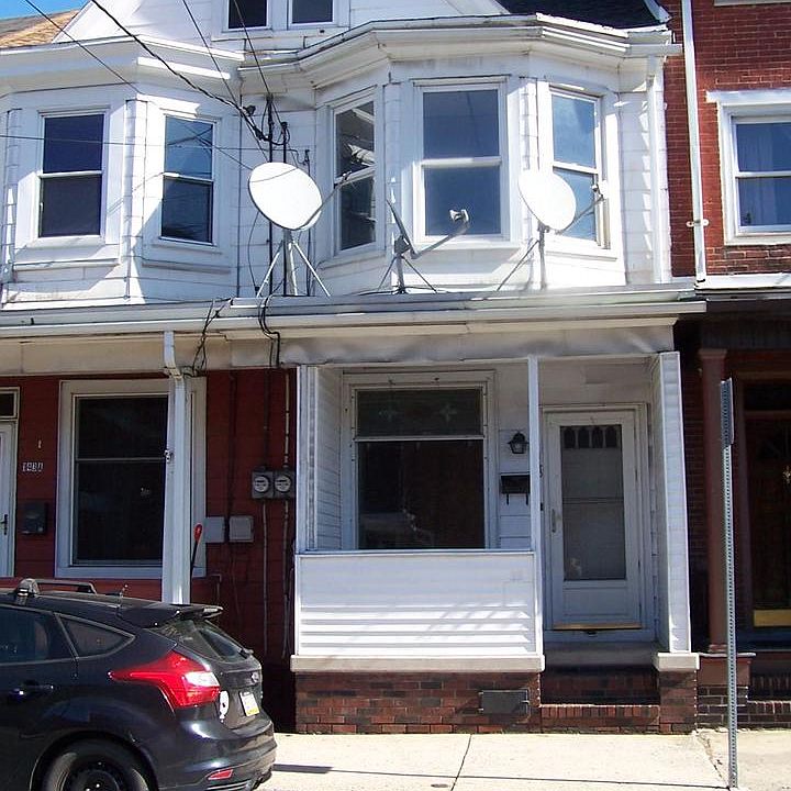 1st image of 143 N Pine St