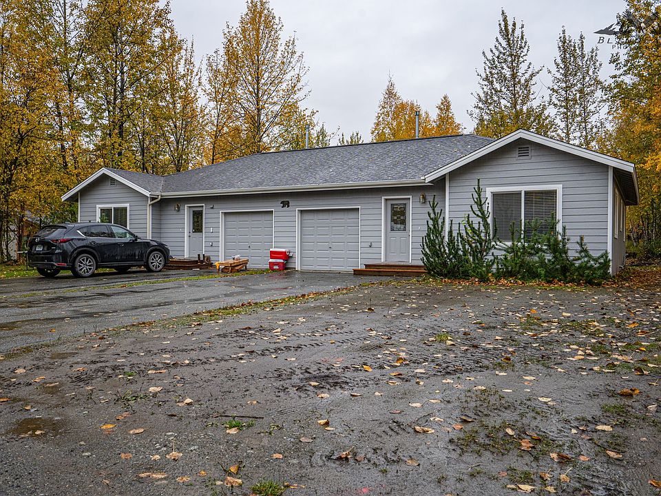 1st image of 1290 N Hoka Hay Cir #1