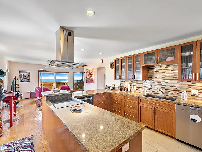 234 Cliff Dr #14 — Photo 5