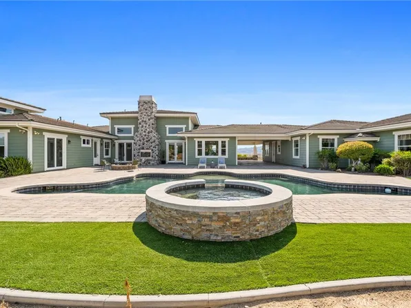40445 Sierra Maria Rd, Murrieta, CA 92562