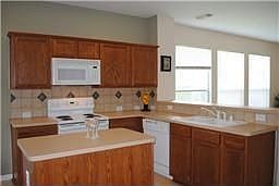 3rd image of 7007 Desert Bluff Ln