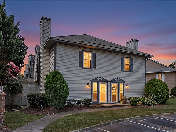 2nd image of 2301 Cornick Dr