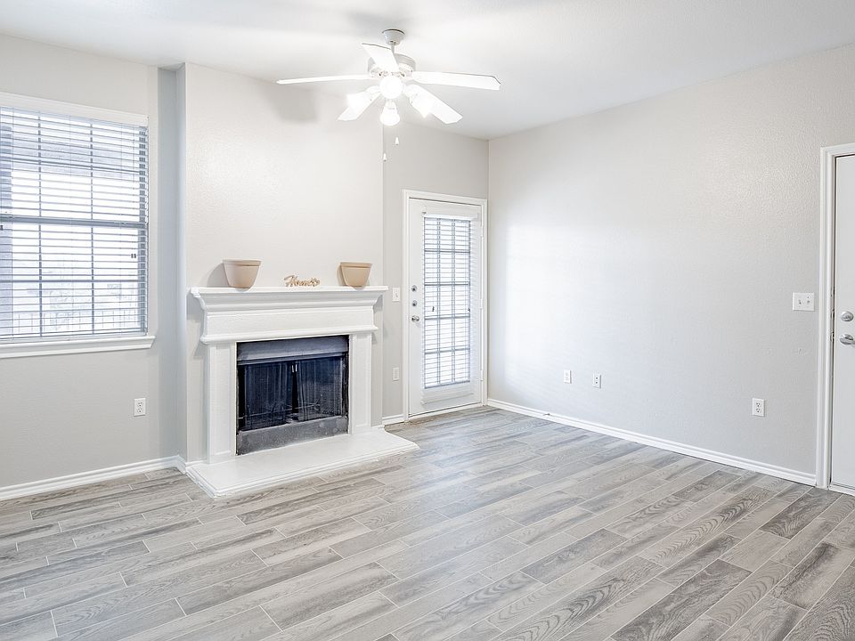 The Life at Westland Estates Living Area
