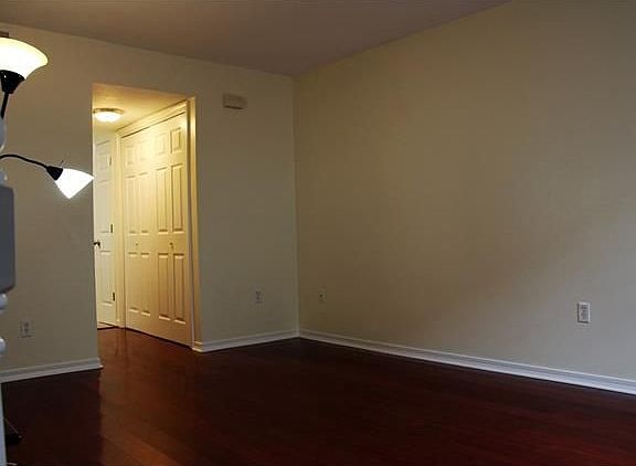 5th image of 3005 9th St Unit 3005B