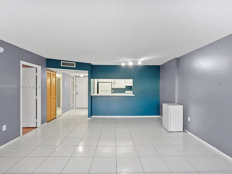 4172 Inverrary Dr #306 — Photo 7