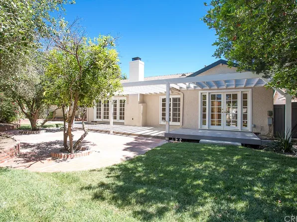 17427 Marlin Pl, Van Nuys, CA 91406