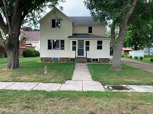 216 Borst St, Sheffield, IA 50475