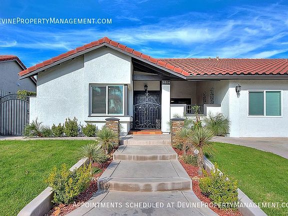 3rd image of 9814 Hibiscus Ct