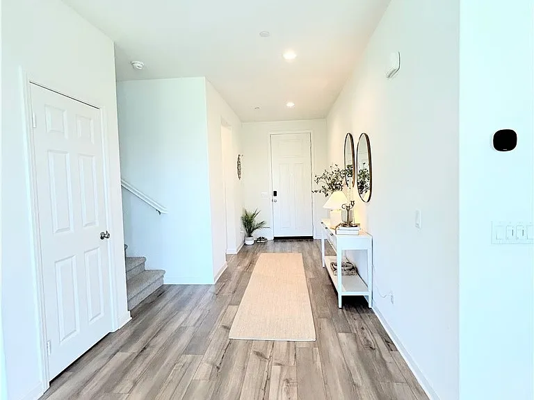 9677 Mondrian Ln — Photo 20
