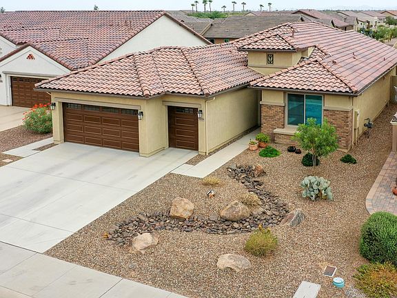 3rd image of 5859 N Grand Canyon Dr