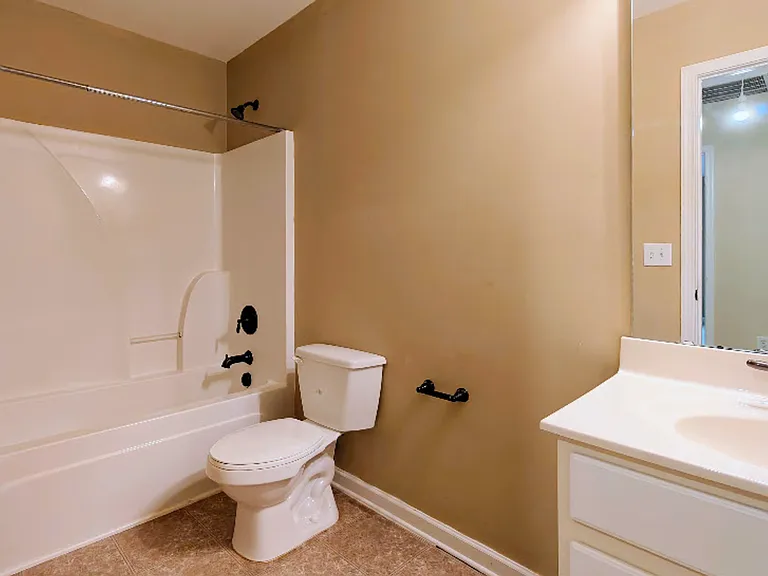 809 Redden Row — Photo 15