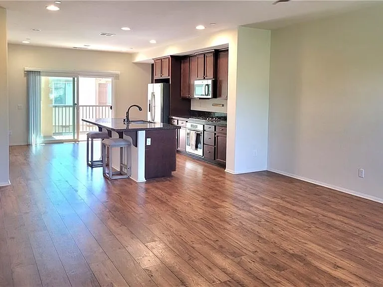 40955 Belleray Ave — Photo 11
