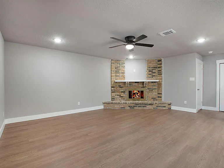 801 Sunny Slope Dr — Photo 9