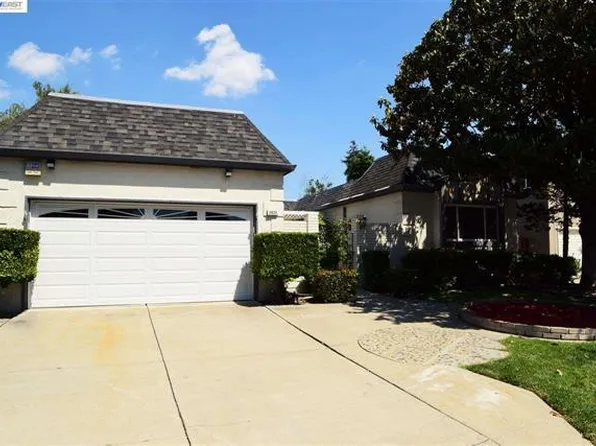 3920 Churchill Dr, Pleasanton, CA 94588