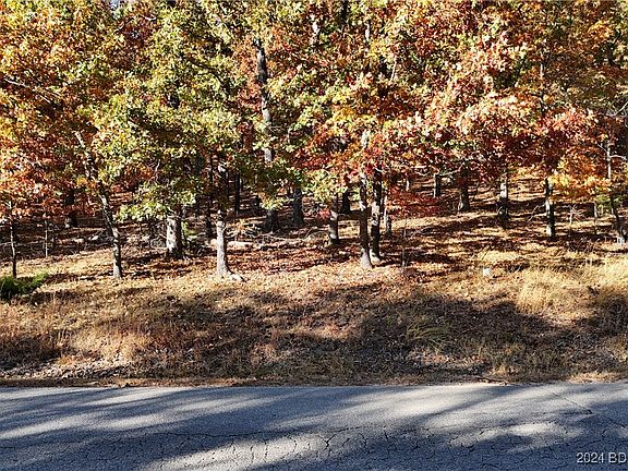 3rd image of 1374A Via Del Lago Dr