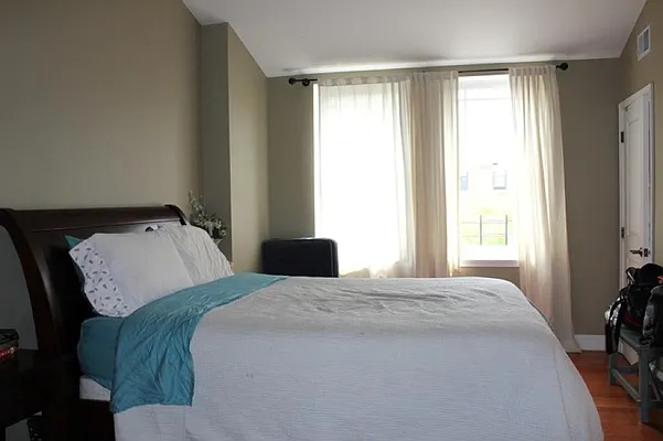 Rented by Corcoran | media 19