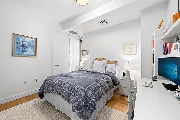 Rented by Corcoran | media 5