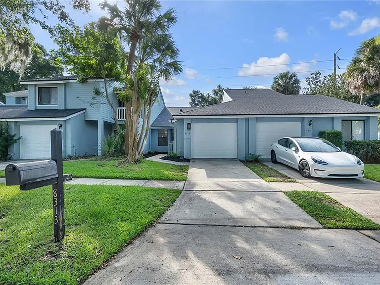 8313 Citrus Chase Dr — Photo 4