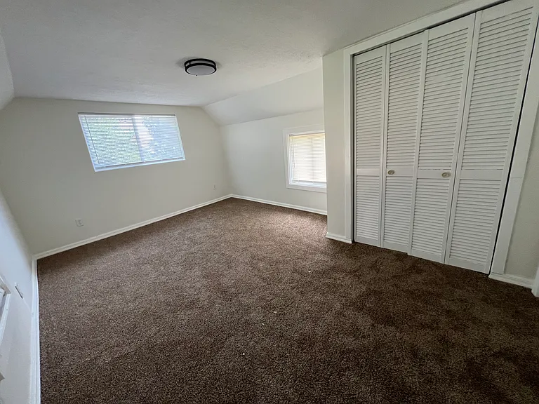 11932 Greenbrier St — Photo 16
