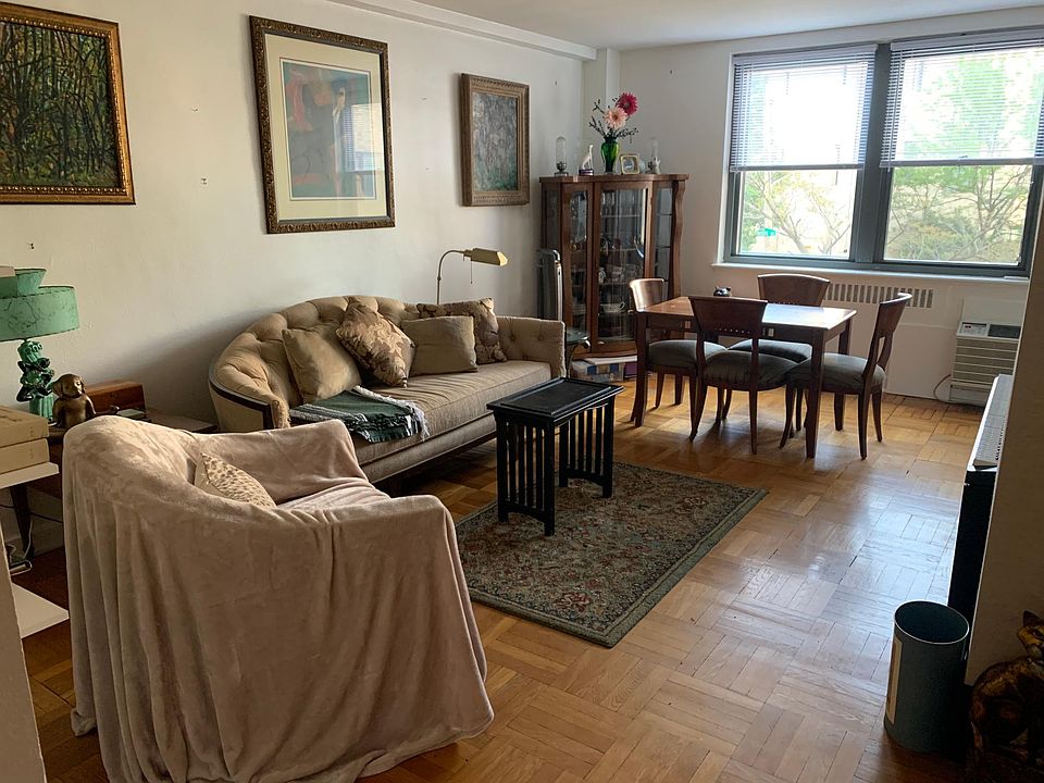1st image of 2601 Pennsylvania Ave APT 254