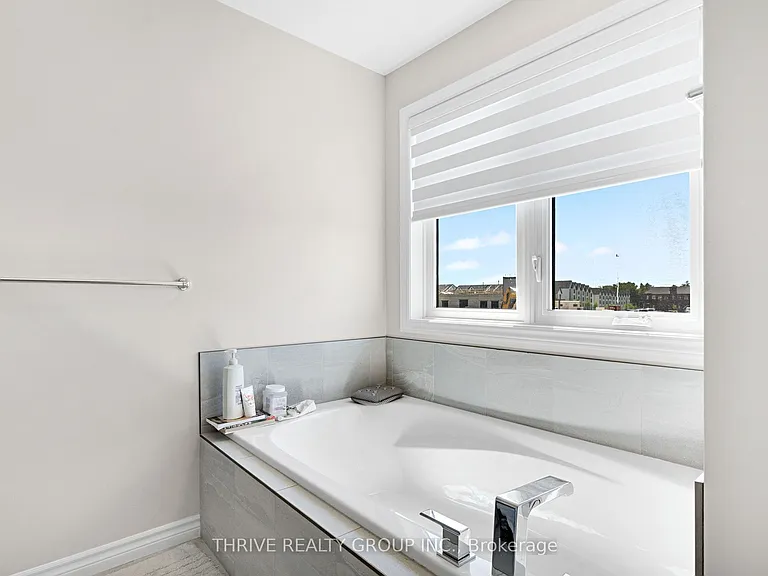 1011 Riverbend Rd — Photo 18