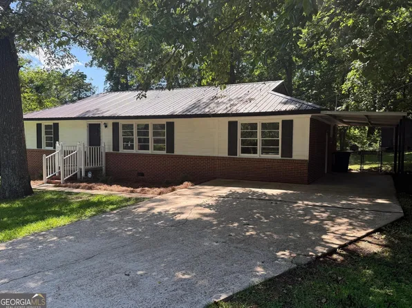 105 Dogwood Dr, Lagrange, GA 30241