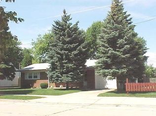 3127 S 107th St, Milwaukee, WI 53227