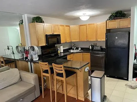 430 Kaiolu St #7 — Photo 6