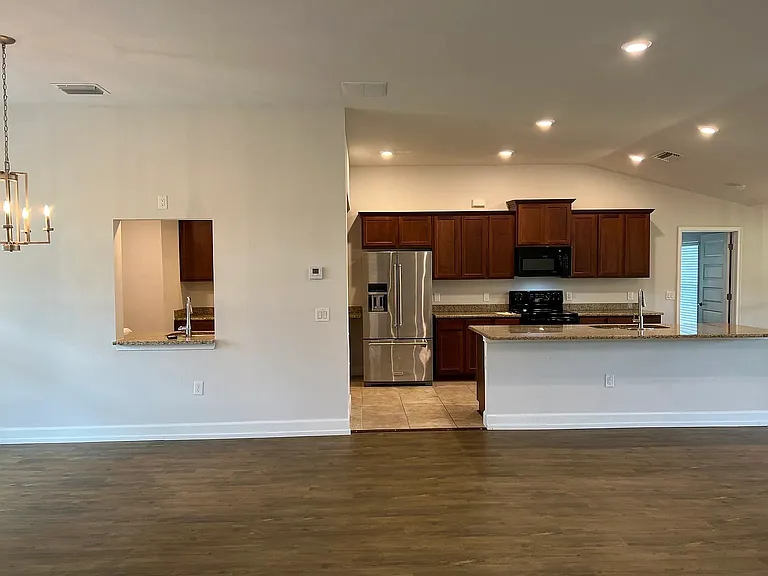Kitchen/ Bar window