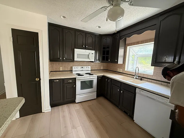 3672 Oak Ridge Rd — Photo 16