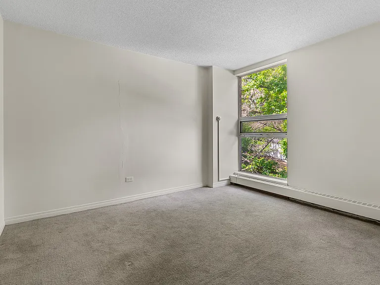 9820 104th St NW — Photo 34