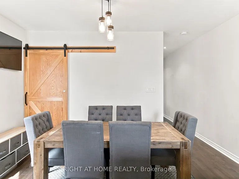 77 Lappin Ave #MAIN UPPER — Photo 8