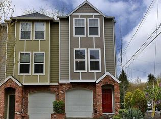 9011 SW Rystadt Ln, Portland, OR 97225