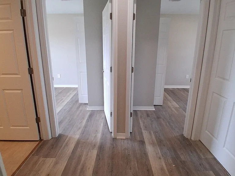 7061 Tide Cir — Photo 10