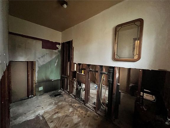 2nd image of 8304 E 107th St