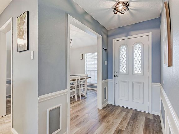 3rd image of 2407 Nashville Ave
