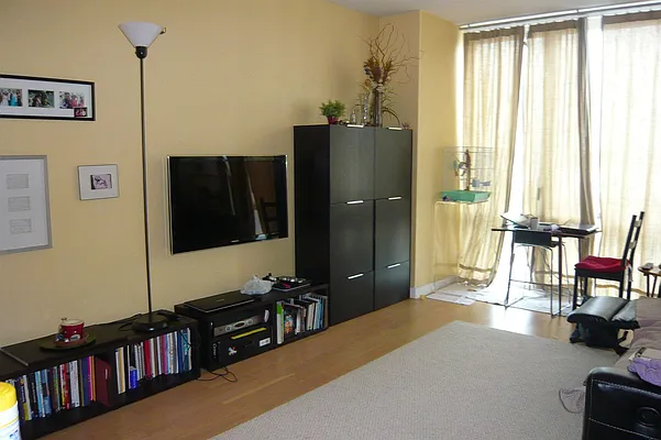 Rented by Corcoran | media 27