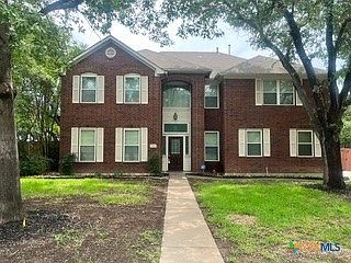 1st image of 405 Arapaho Dr
